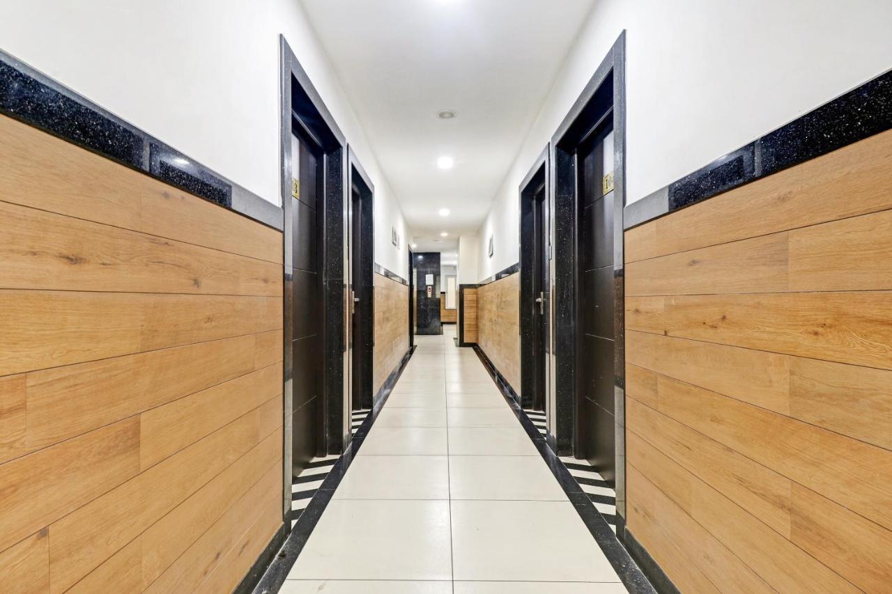 Oyo Townhouse 595 Majestic Inn Коччи Экстерьер фото
